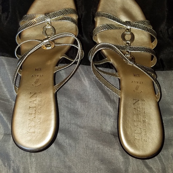 Italian ShoeMakers Sandals - Picture 1 of 1